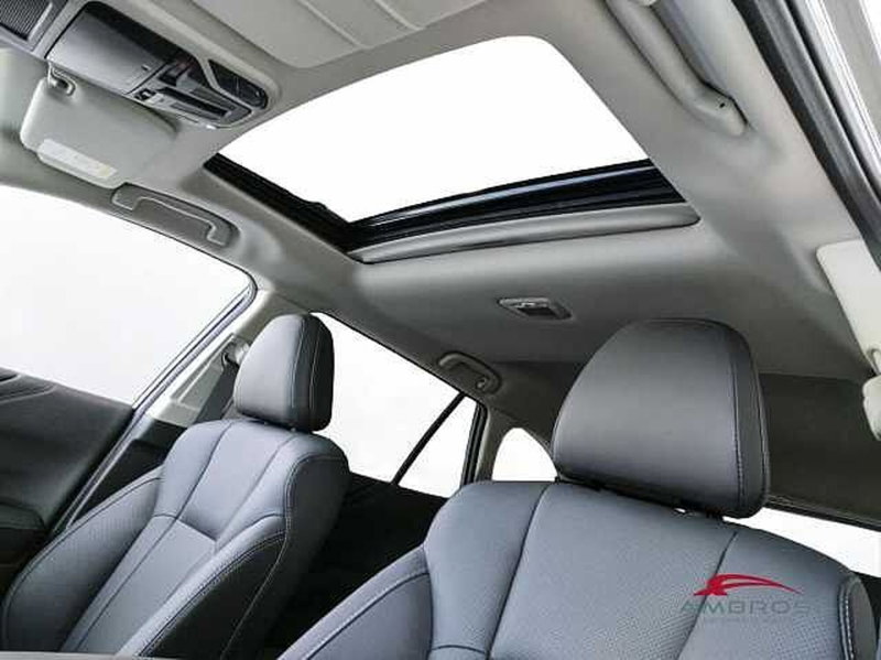 Subaru Outback nuova a Viterbo (16)