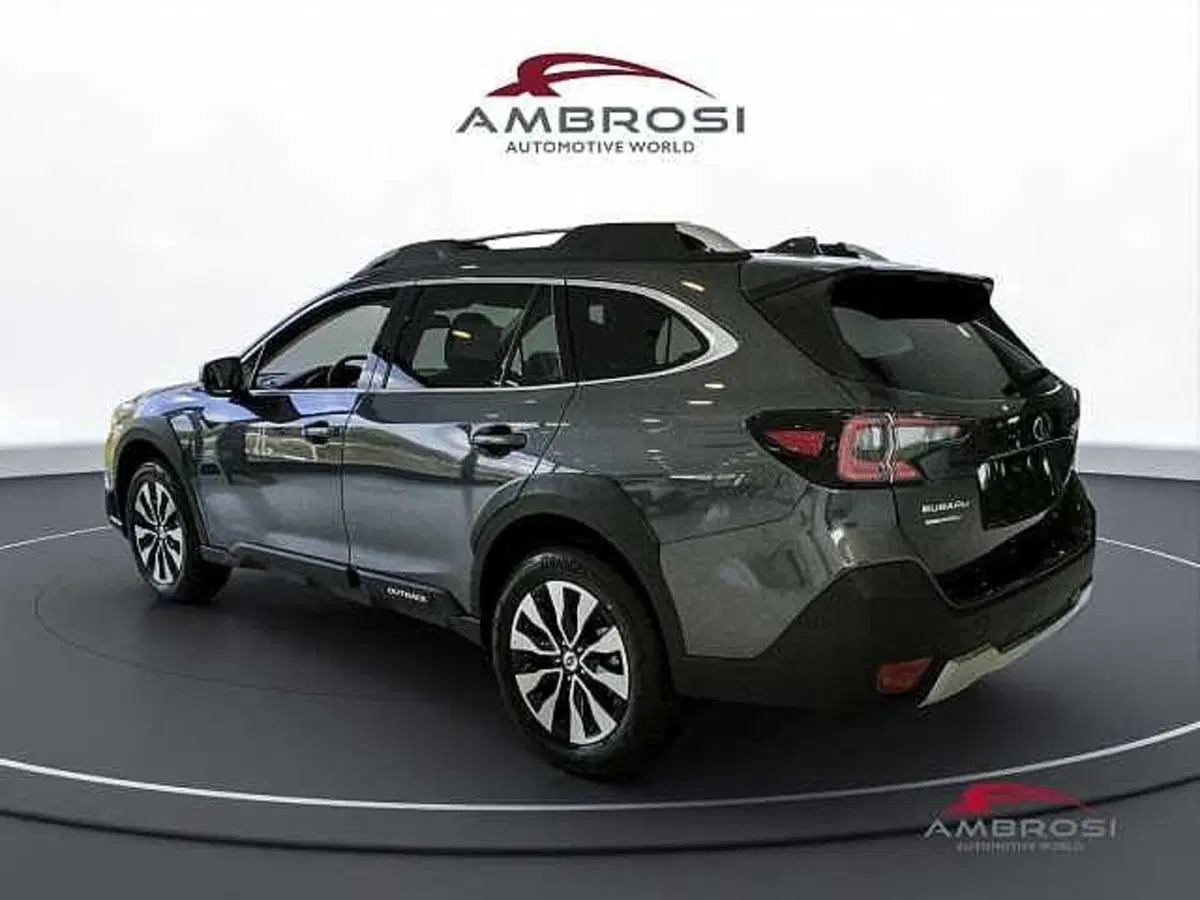 Subaru Outback nuova a Viterbo (3)