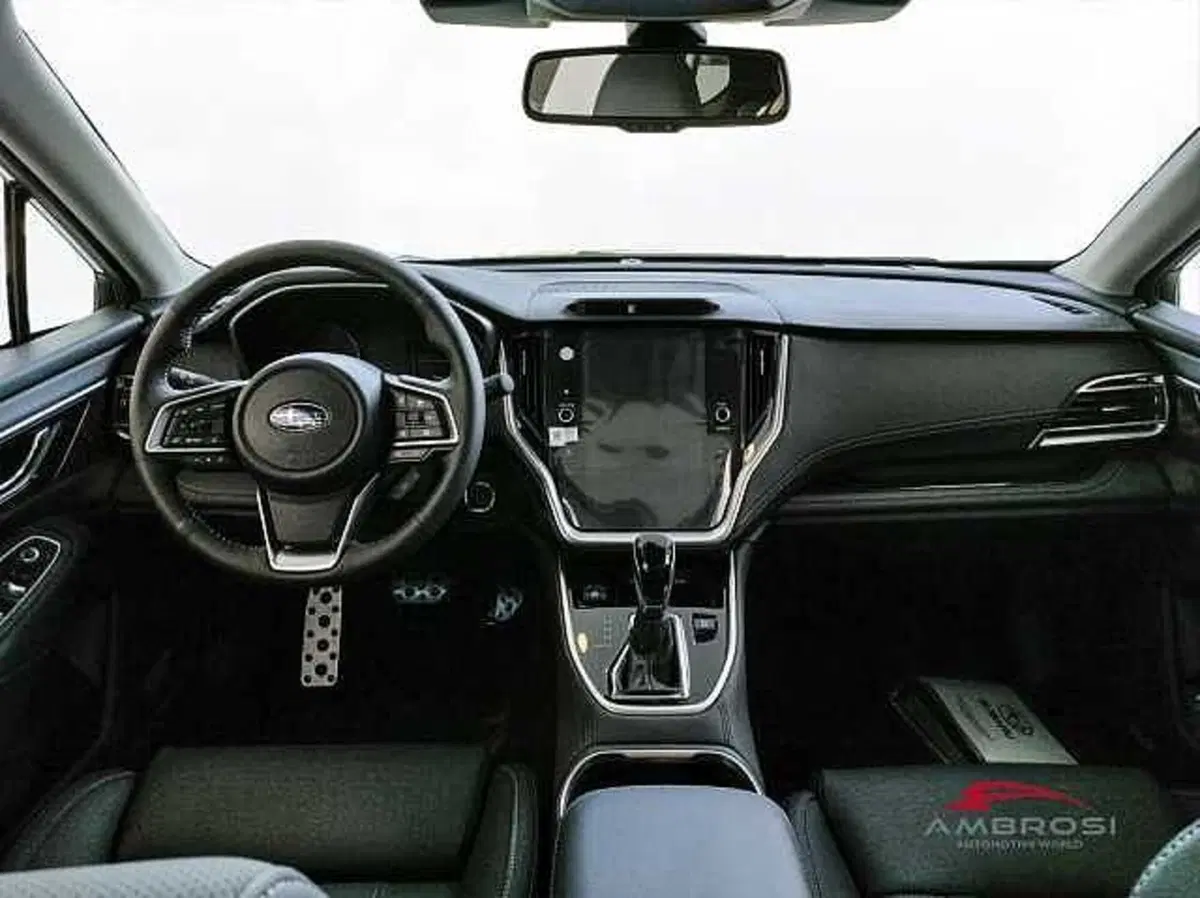 Subaru Outback nuova a Viterbo (13)
