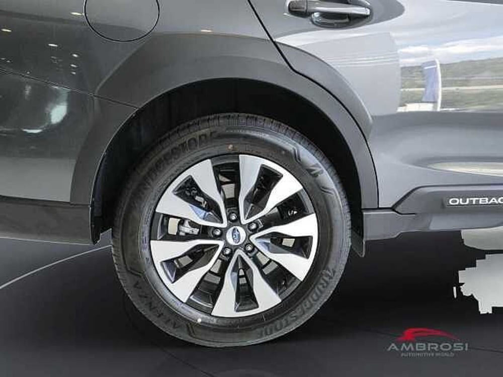 Subaru Outback nuova a Viterbo (15)
