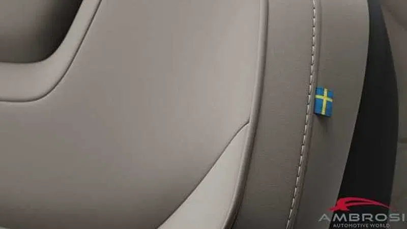 Volvo EX90 nuova a Viterbo (14)