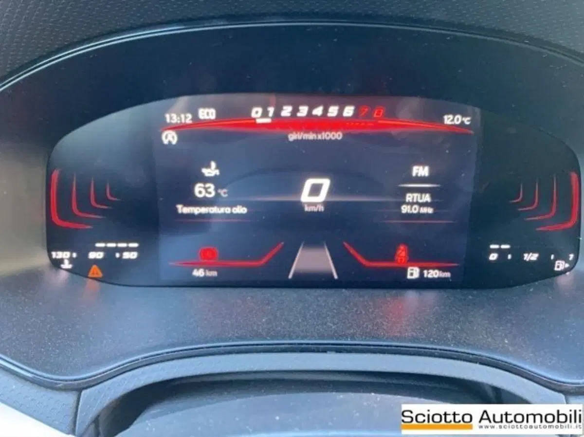 SEAT Ibiza nuova a Messina (11)
