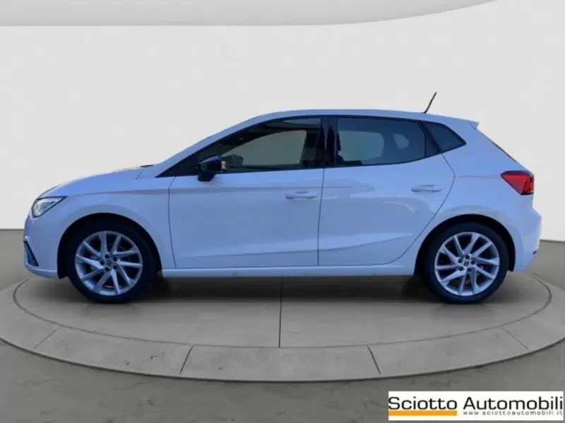 SEAT Ibiza nuova a Messina (3)