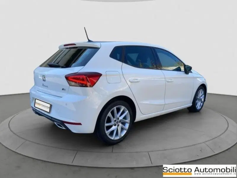SEAT Ibiza nuova a Messina (6)