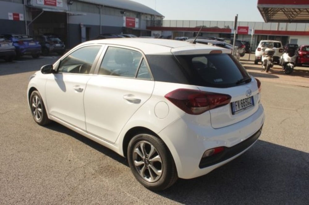 Hyundai i20 usata a Roma (4)