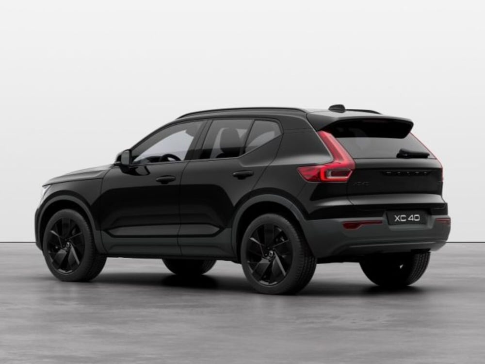 Volvo XC40 nuova a Modena (4)