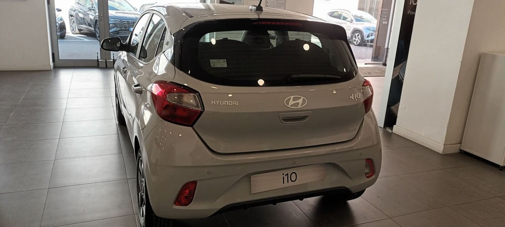 Hyundai i10 nuova a Napoli (4)