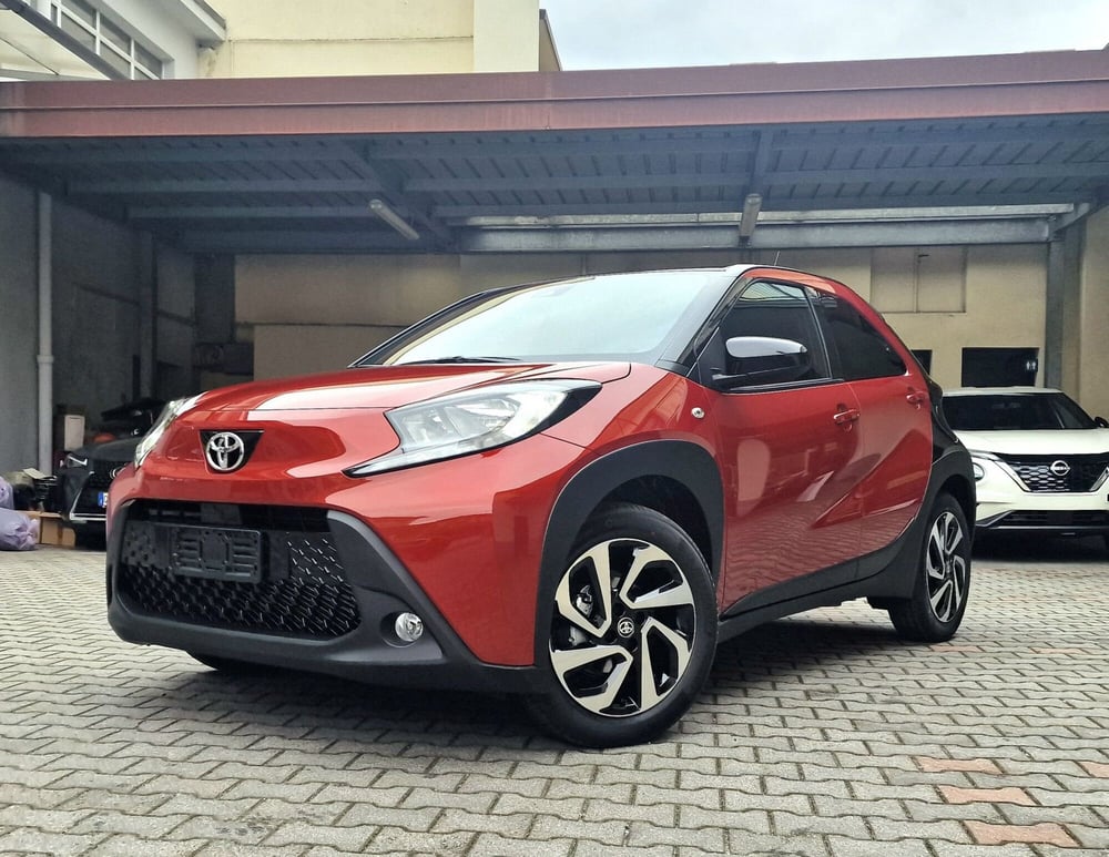 Toyota Aygo X nuova a Varese