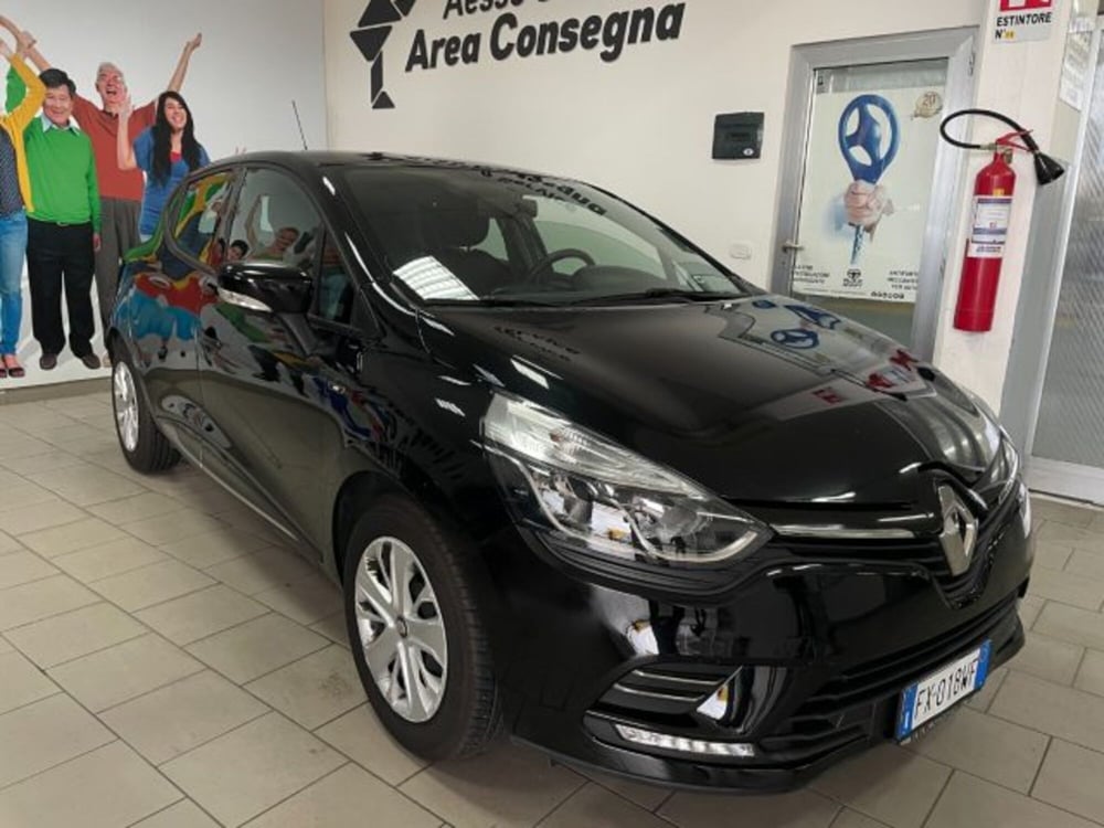 Renault Clio usata a Salerno (3)