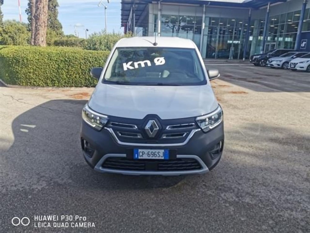 Renault Kangoo Furgone nuova a Brindisi (3)