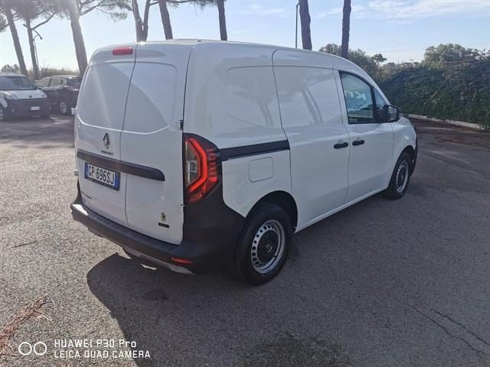 Renault Kangoo Furgone nuova a Brindisi (7)