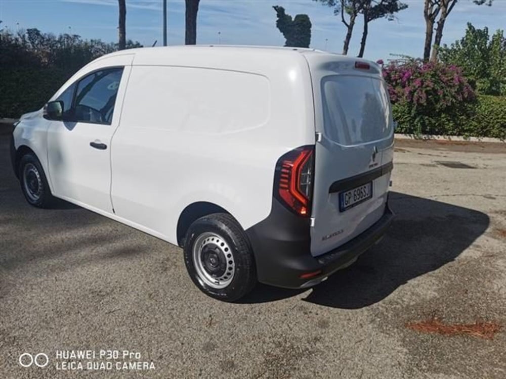 Renault Kangoo Furgone nuova a Brindisi (8)