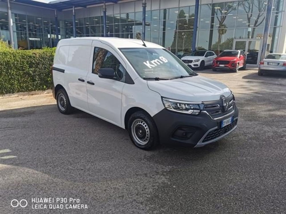 Renault Kangoo Furgone nuova a Brindisi (9)