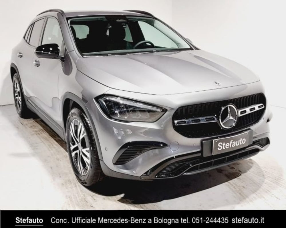 Mercedes-Benz GLA SUV nuova a Bologna