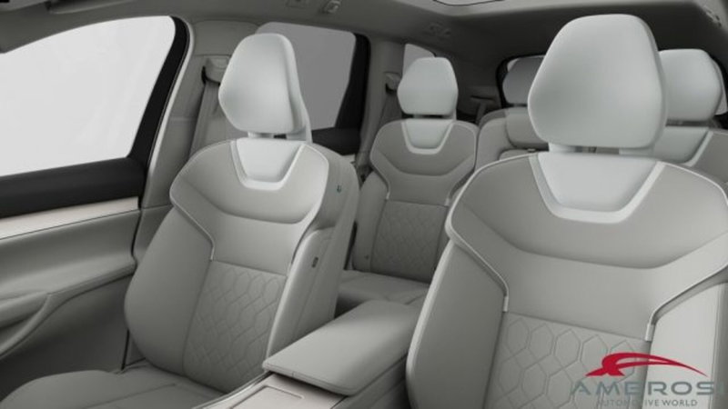 Volvo EX90 nuova a Perugia (2)
