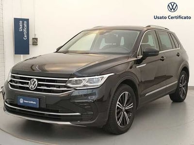 Volkswagen Tiguan 1.5 TSI 150 CV DSG ACT Elegance del 2021 usata a Busto Arsizio