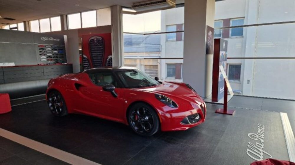 Alfa Romeo 4C Coupé usata a Modena (6)