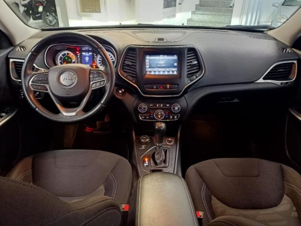 Jeep Cherokee usata a Torino (12)