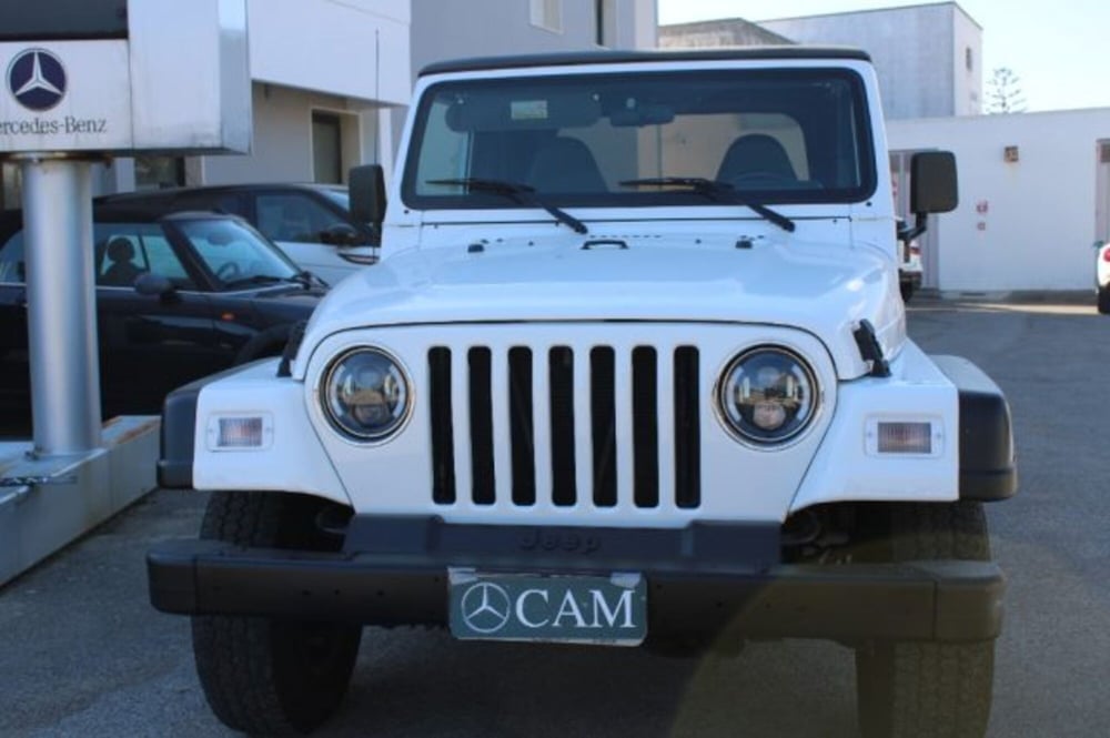 Jeep Wrangler usata a Lecce (2)