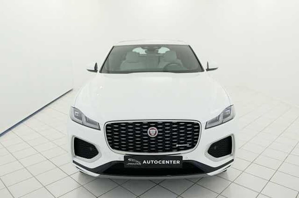 Jaguar F-Pace usata a Mantova (8)