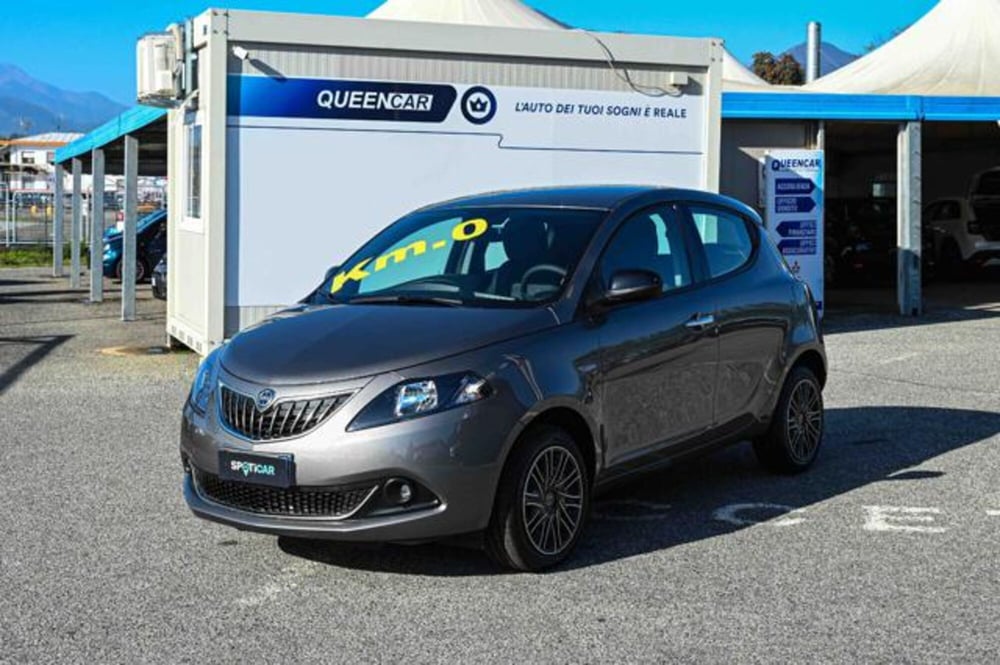 Lancia Ypsilon nuova a Torino