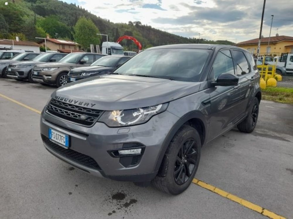 Land Rover Discovery Sport usata a Lucca