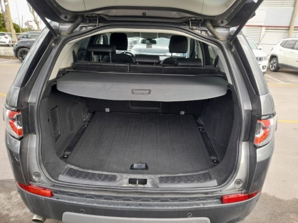 Land Rover Discovery Sport usata a Lucca (7)