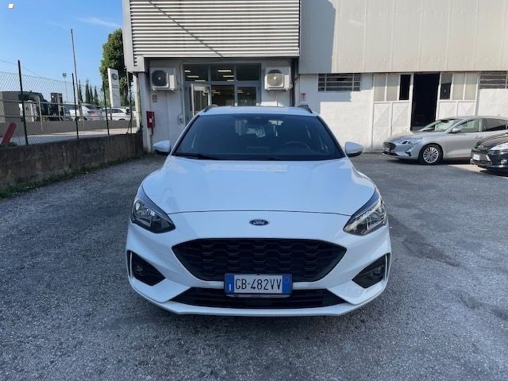 Ford Focus Station Wagon usata a Lucca (2)