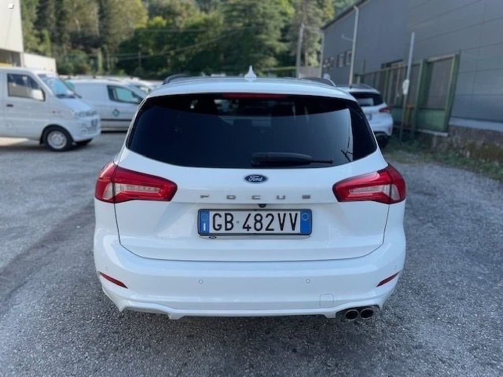 Ford Focus Station Wagon usata a Lucca (5)