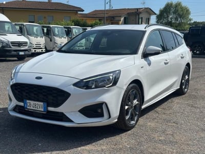 Ford Focus Station Wagon 1.0 EcoBoost 125 CV automatico SW ST-Line del 2020 usata a Massarosa