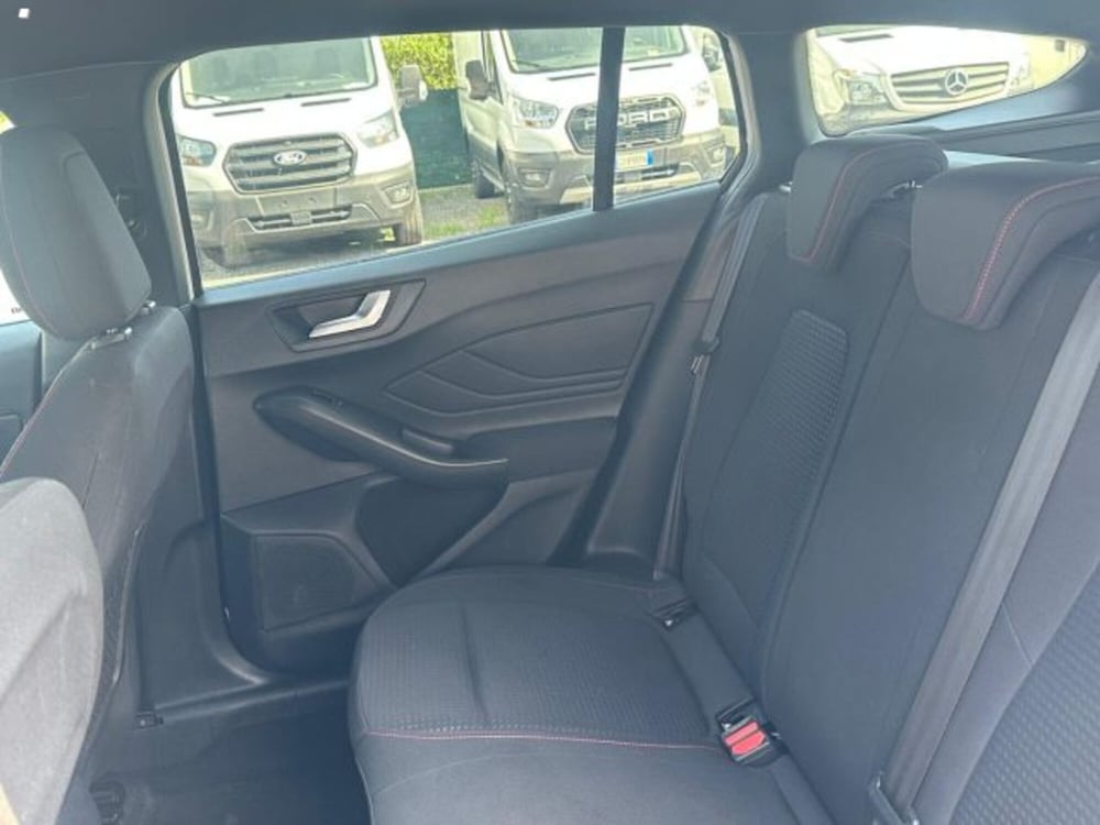 Ford Focus Station Wagon usata a Lucca (10)