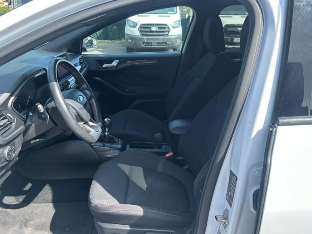 Ford Focus Station Wagon usata a Lucca (14)