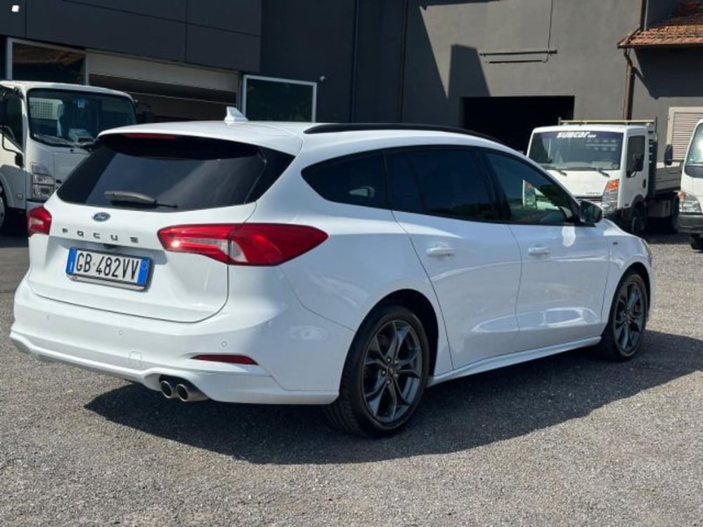 Ford Focus Station Wagon usata a Lucca (5)