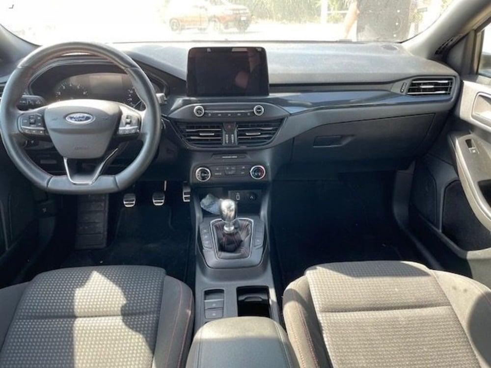 Ford Focus usata a Lucca (9)