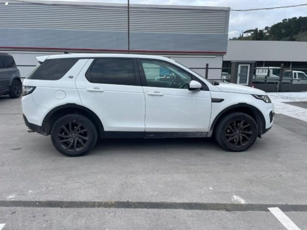 Land Rover Discovery Sport usata a Lucca (3)