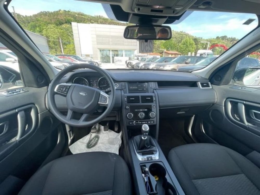 Land Rover Discovery Sport usata a Lucca (5)