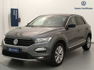 Volkswagen T-Roc 1.5 TSI ACT Style BlueMotion Technology  del 2020 usata a Busto Arsizio