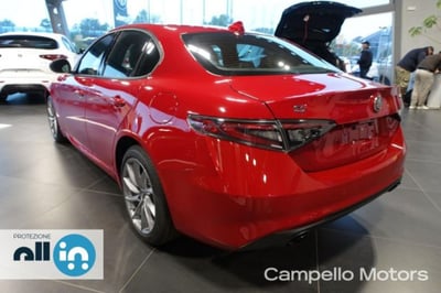 Alfa Romeo Giulia 2.2 Turbodiesel 210 CV AT8 AWD Q4 Ti  nuova a Venezia