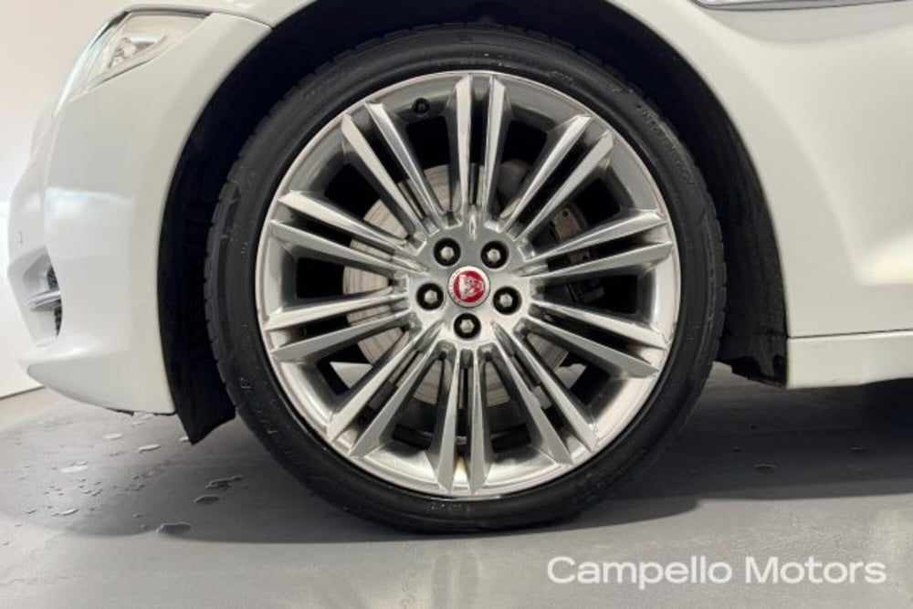 Jaguar XJ usata a Venezia (14)