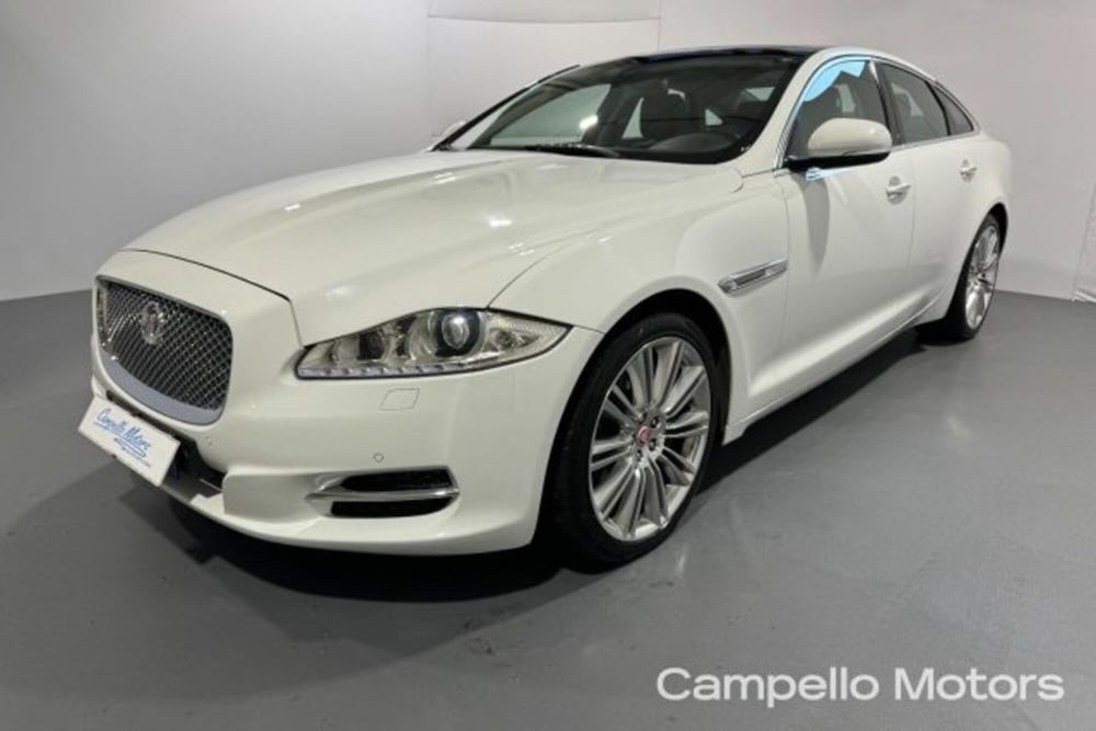 Jaguar XJ usata a Venezia (2)