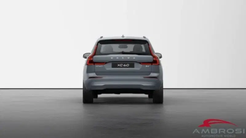 Volvo XC60 nuova a Perugia (2)