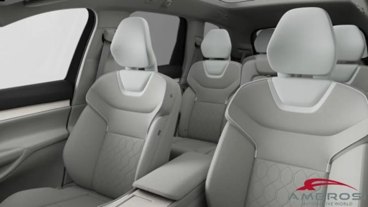 Volvo EX90 nuova a Perugia (2)