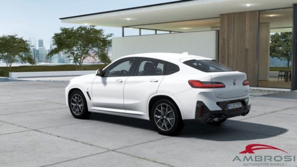 BMW X4 nuova a Perugia (2)