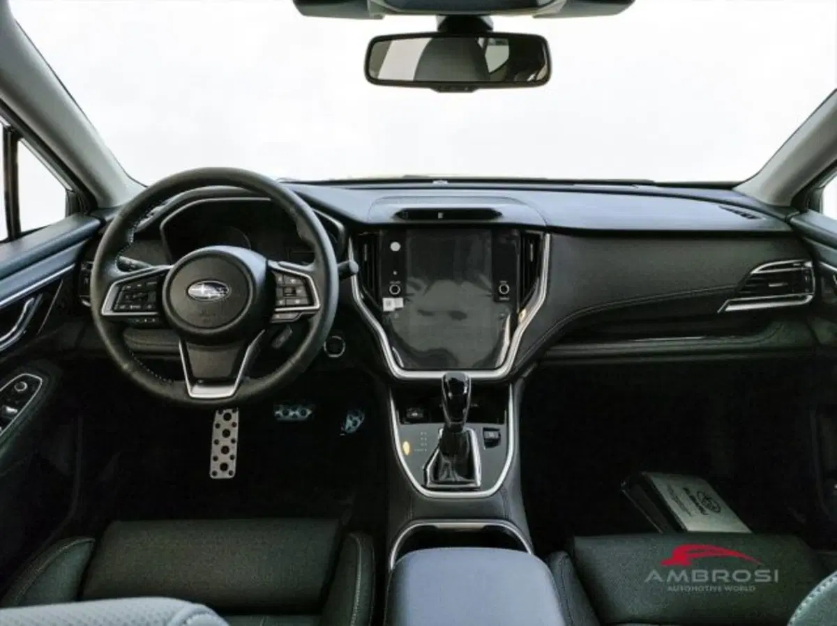 Subaru Outback nuova a Perugia (12)