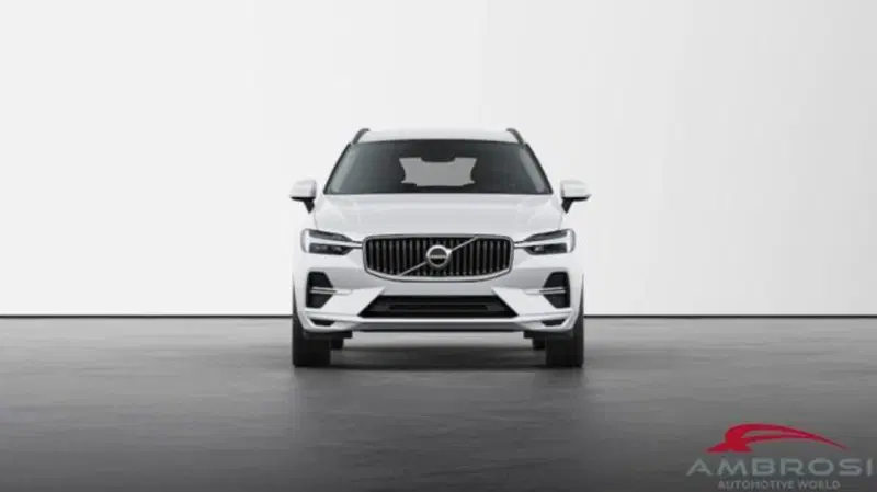 Volvo XC60 nuova a Perugia (2)