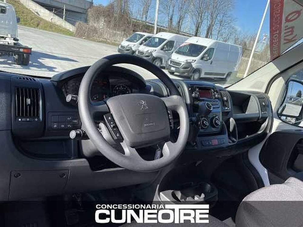 Peugeot Boxer nuova a Cuneo (5)