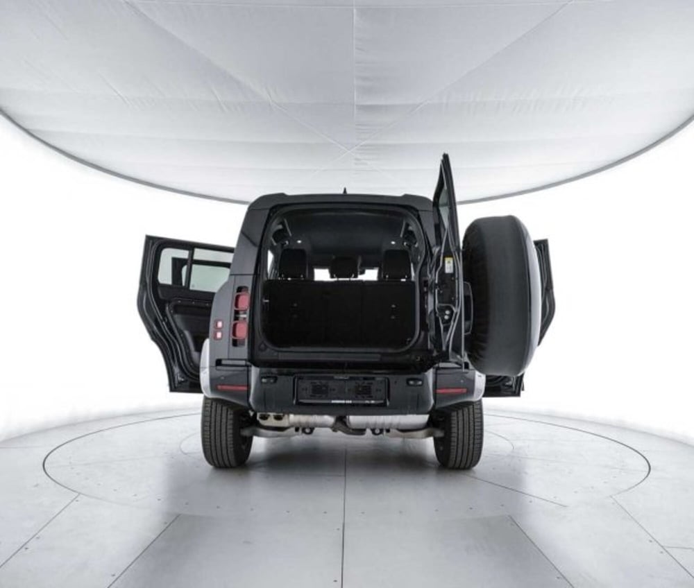 Land Rover Defender nuova a Perugia (12)