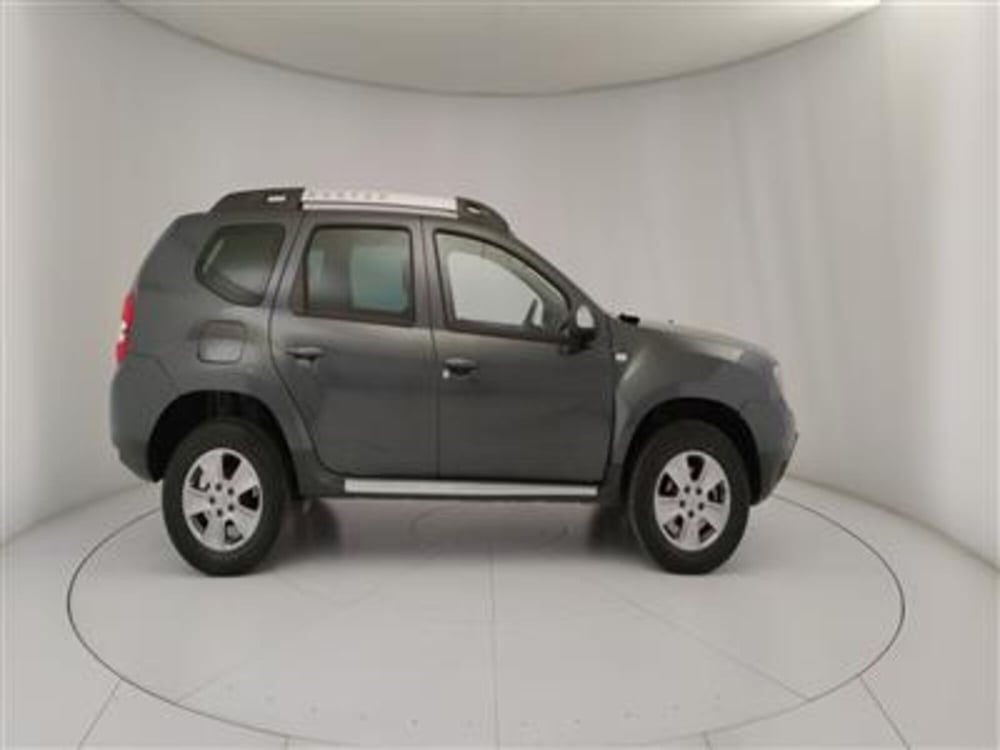 Dacia Duster usata a Bari (9)