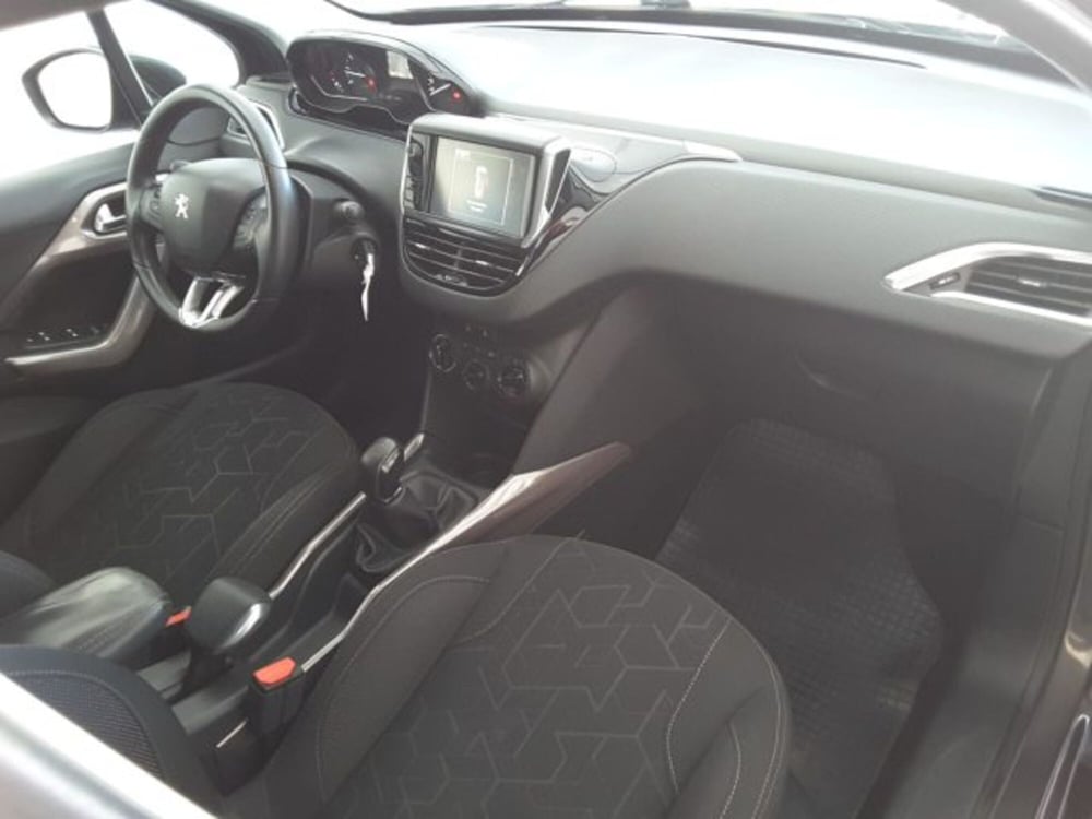 Peugeot 2008 usata a Firenze (9)