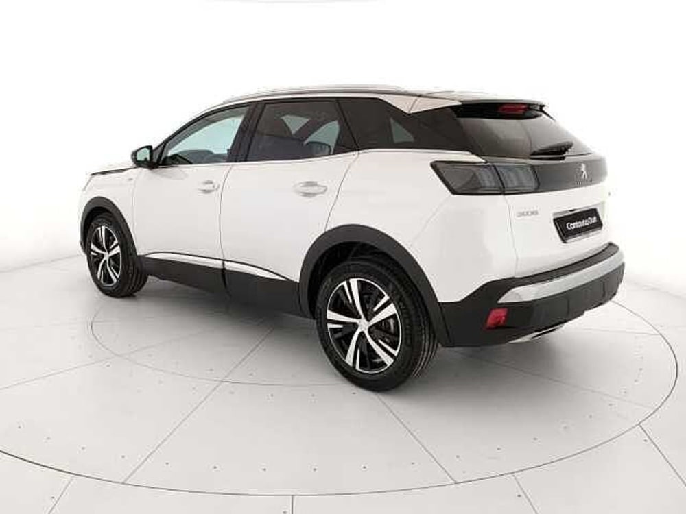 Peugeot 3008 nuova a Caserta (7)